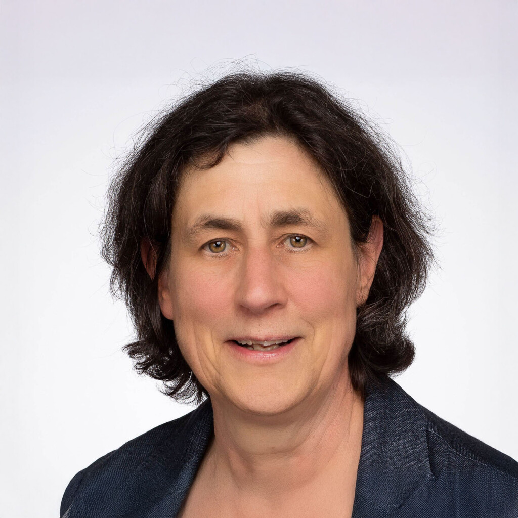 SQ Chantal Hebert Headshot