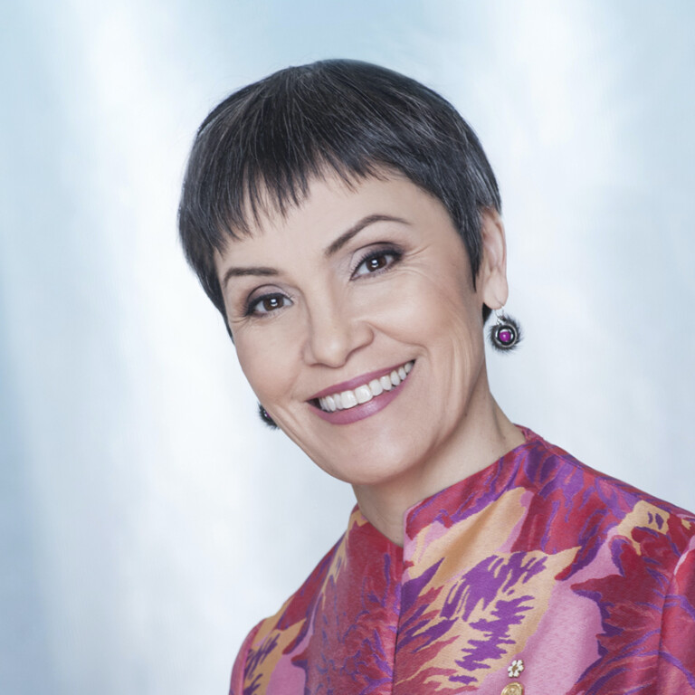 Susan Aglukark Headshot